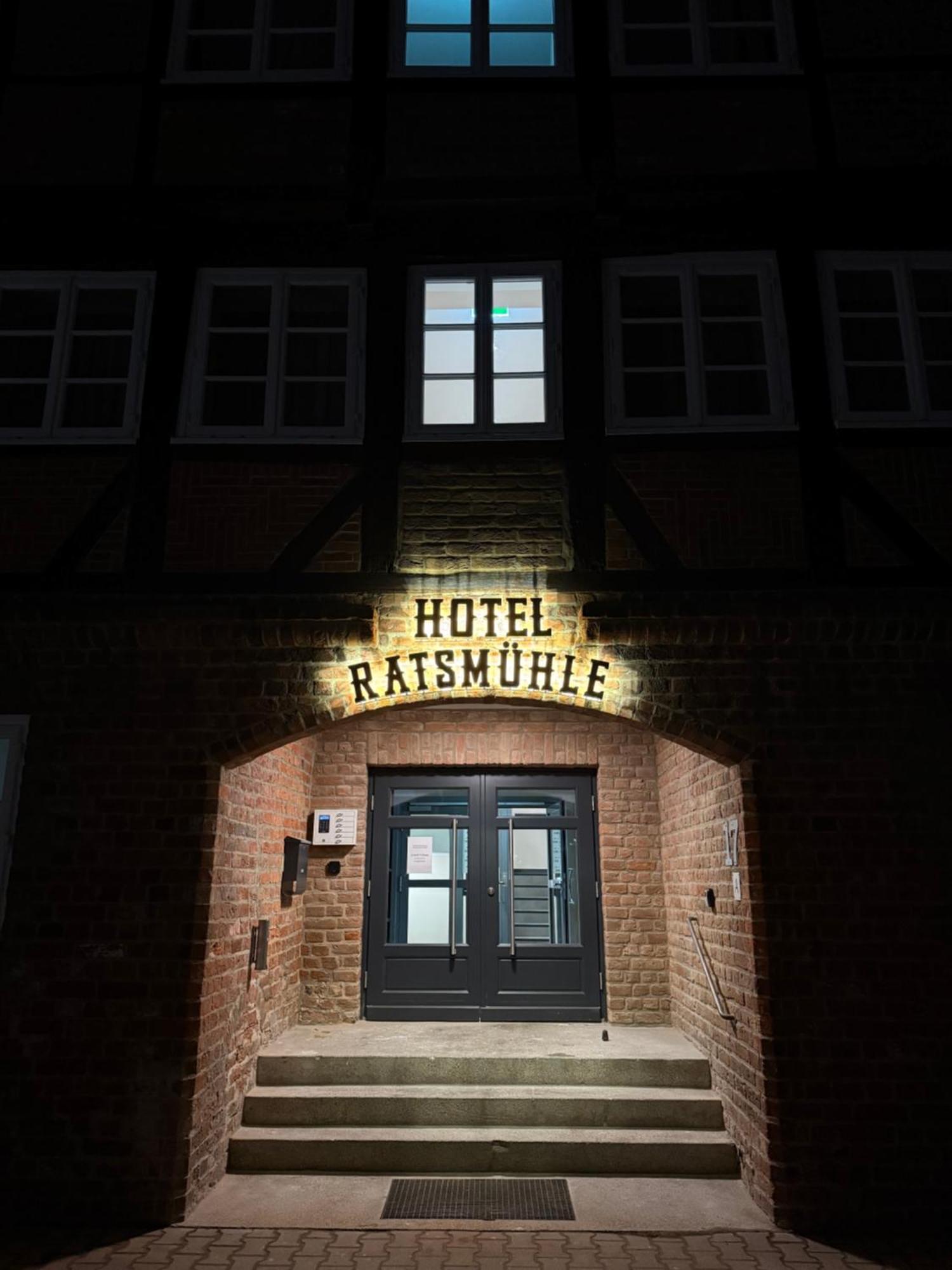 Hotel Ratsmuehle Lueneburg Esterno foto